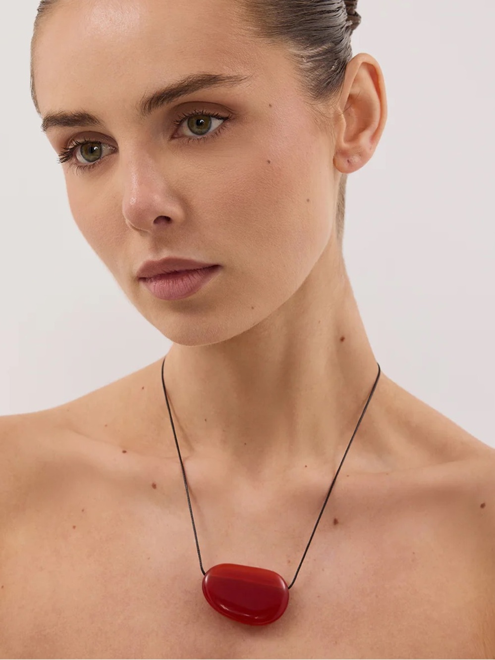 Heaven Mayhem Julia Necklace in Red